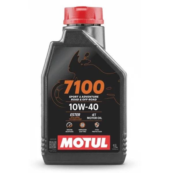 Motul 7100 full synthetic engine oil bottle